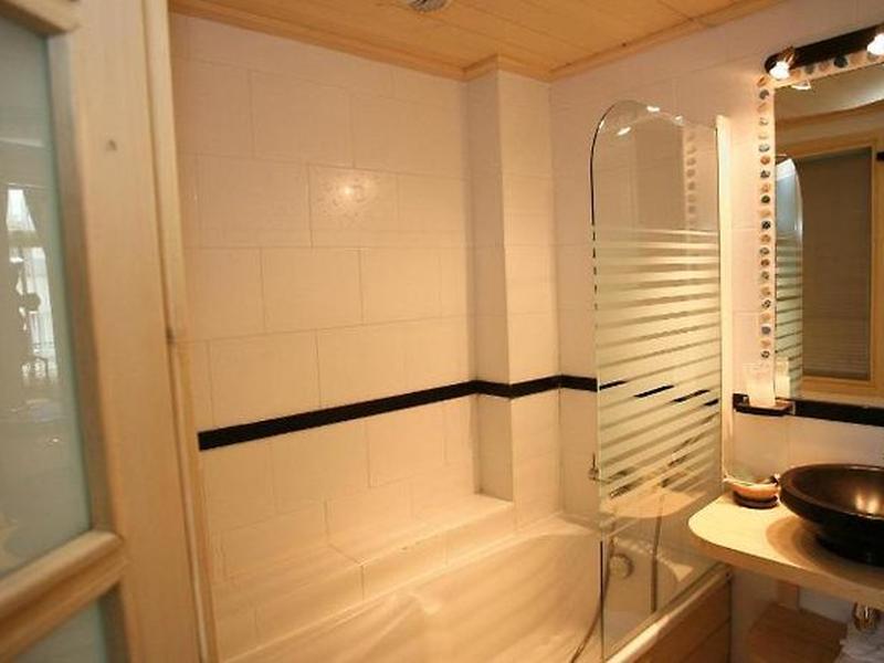 CBD77CB107373A661FD352082E08E3F5