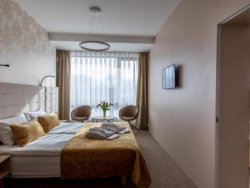 18987C478BEA2C1EB6995FD32D1B210E