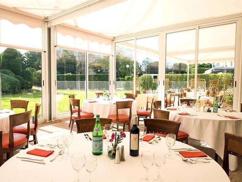 1E698B9BD6934688E17536BF2D803A6C