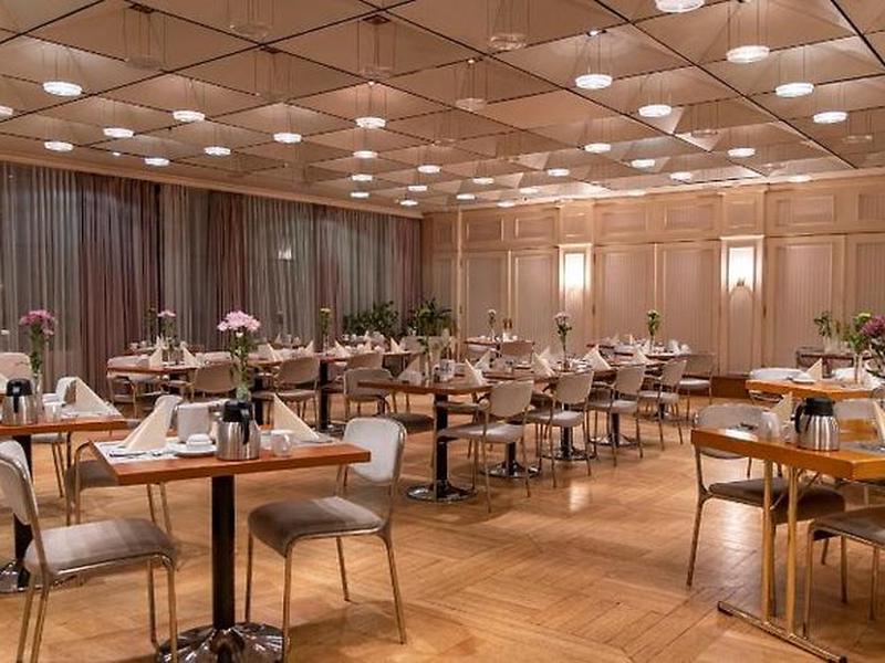 69261579CA0C28479565AB67480E690B