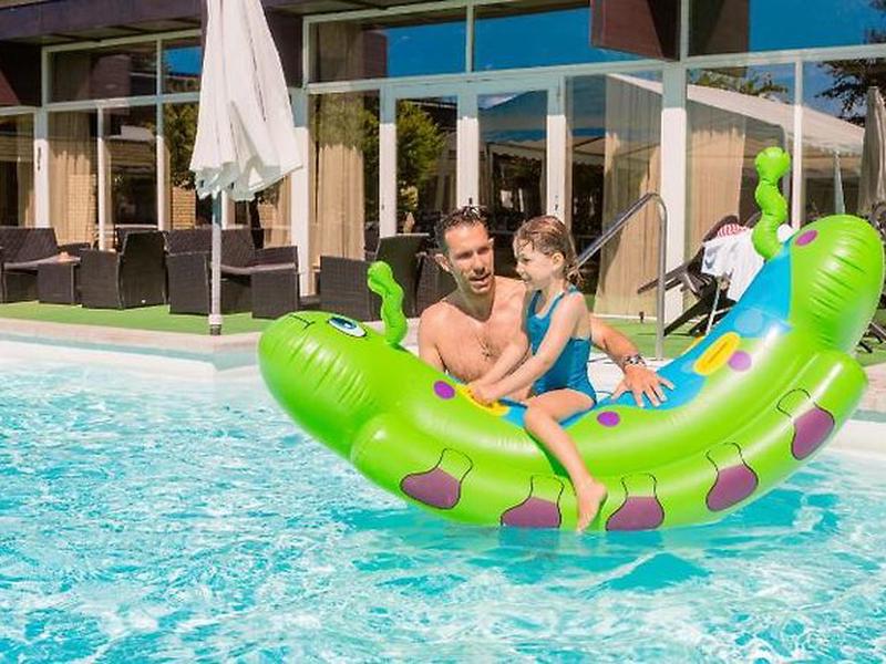 B87A33C06933D21ECBA11FF7DAF0029A