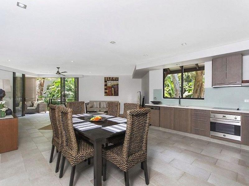 F83CC2C134F78180DEB67AB571D043E3