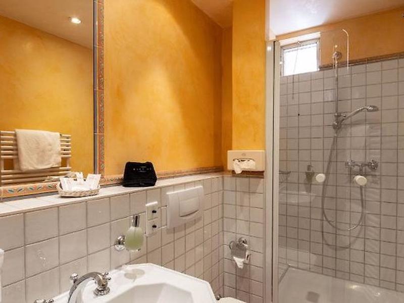 248ADB2D03E887D3C4618B49262BA5CB