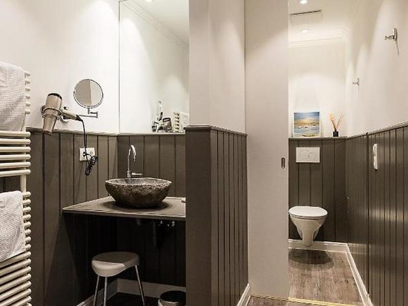 A2F6506E56A37C3523E328344D8AFDCC