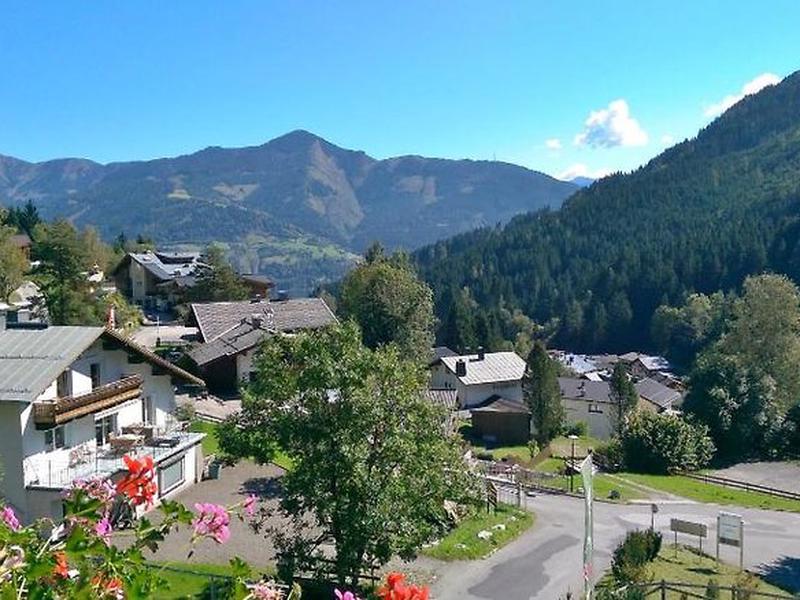 9037B83E36C22B98825215215D924972