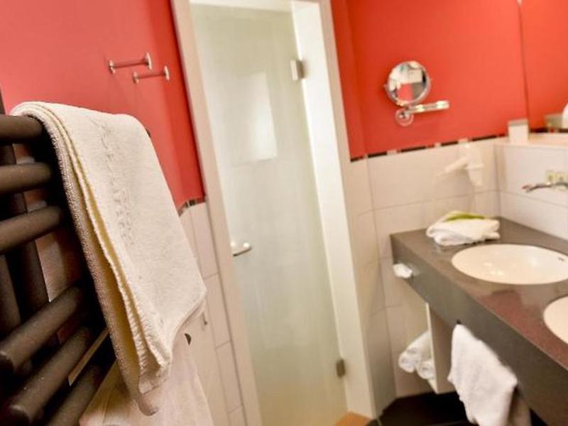 2416E321D9D60FB714F2EC06C961F30B