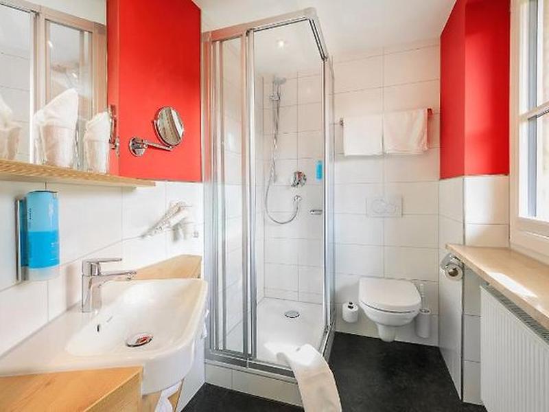 F6839EAFF869160AA22B4709FBFF041E