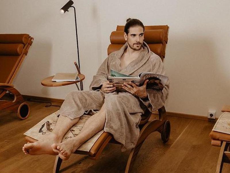 BCA57EF9010793CF585987B7A8641F41