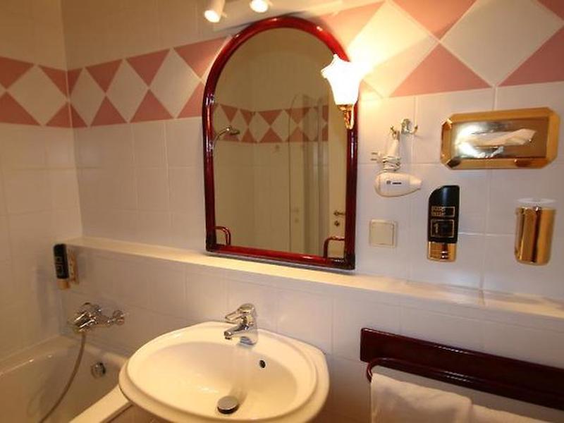 09F42805880F2C4207252DE70A8EAF3F