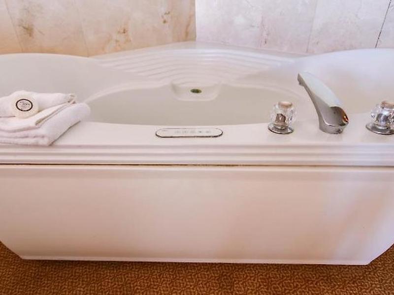 738B7A6AC88BF26CC83B2A4BB54161A1