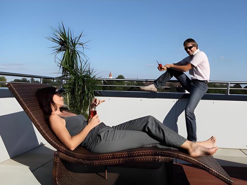 1C4541832E96F2D3485893675BA8D223