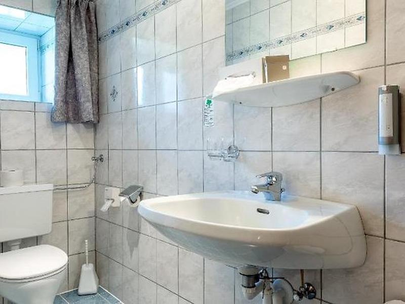 8524C8948298F58806C23D4872581CC5