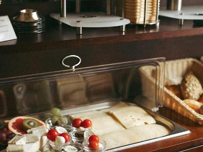 4CE13B9C0A2C9F152E2D15D79FE8046A