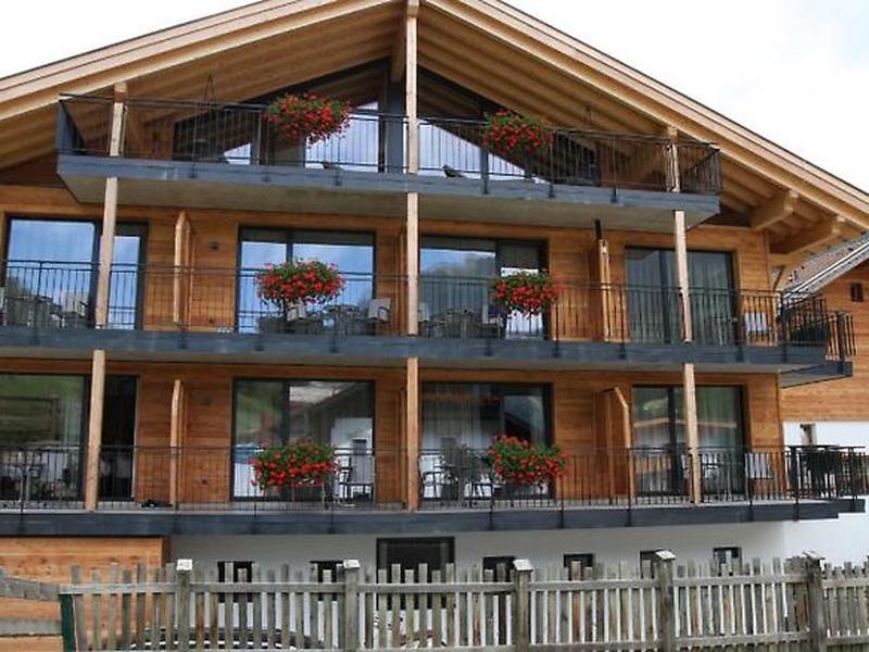 FBCFA917C7448B3B26AE2AEA6C177C12