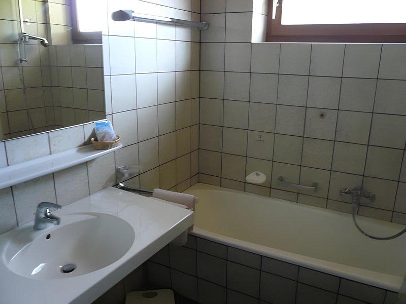 464986F134B0B62899FCFD37157F3E5F