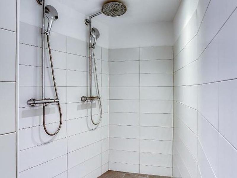 F74D7B1F84D0210AF6FEBEBC2701D8EE