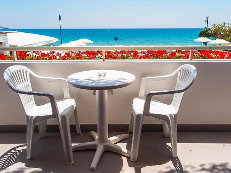 BB8F5EB449E5392883FAED69D60E644A