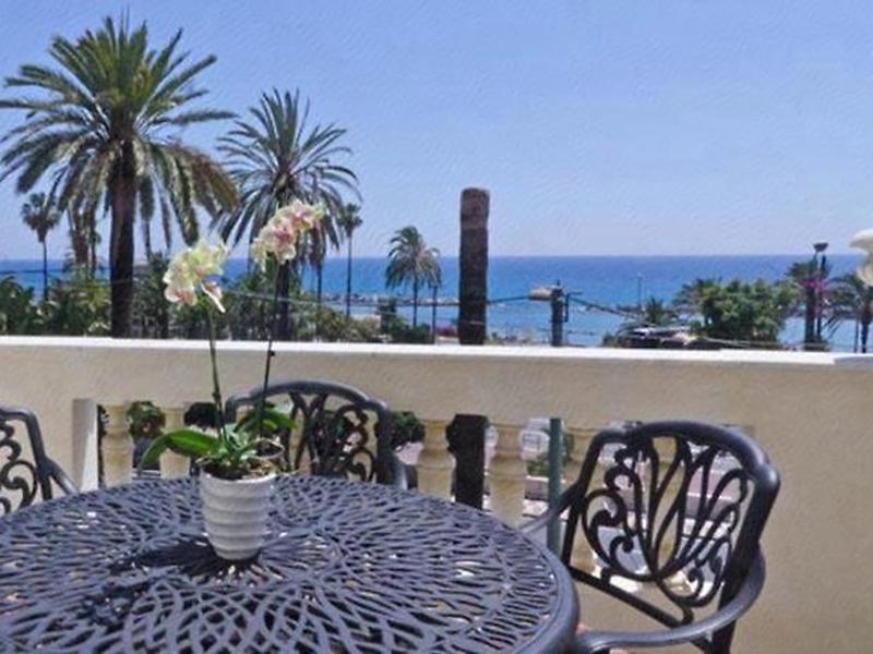 AA3DCB7C63B88328BD982997DEE7AE7B