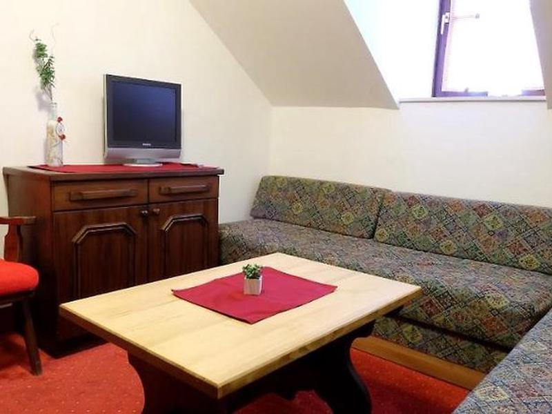 5CDE073E5E3A1188B73CAE4B0126BB66