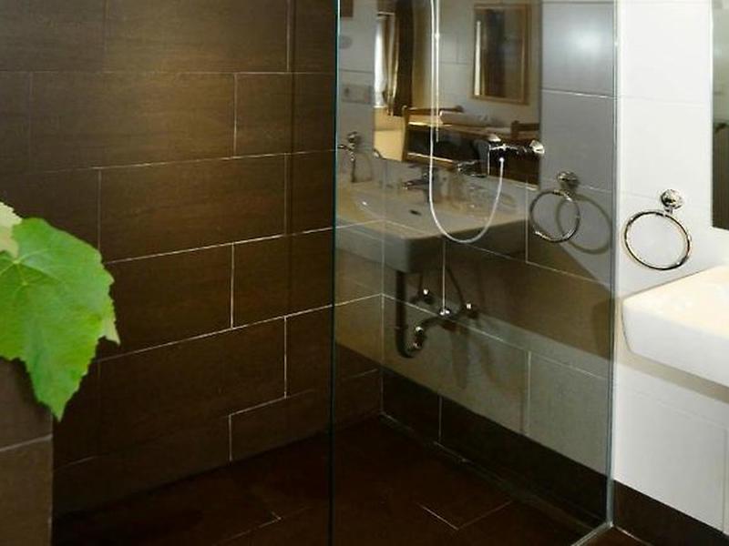 18A82ECF9EA8F833C07E145C036BF089