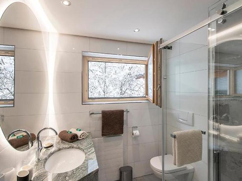 C975999B2FD93D00E7E10F3C815E61E1