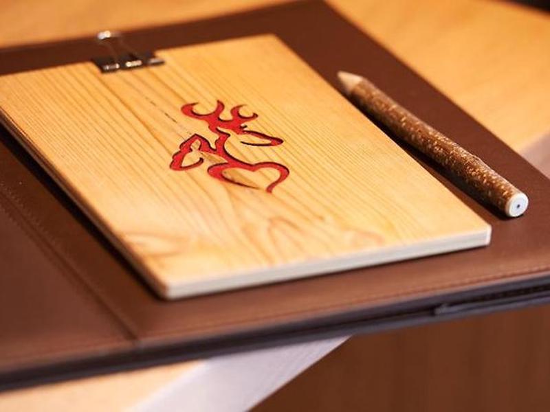 DC08EA27856751E41A7A1D84726F47D0