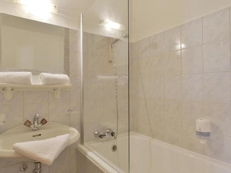 36BDA699CAC863EE3EA8E7F4EB9D007B