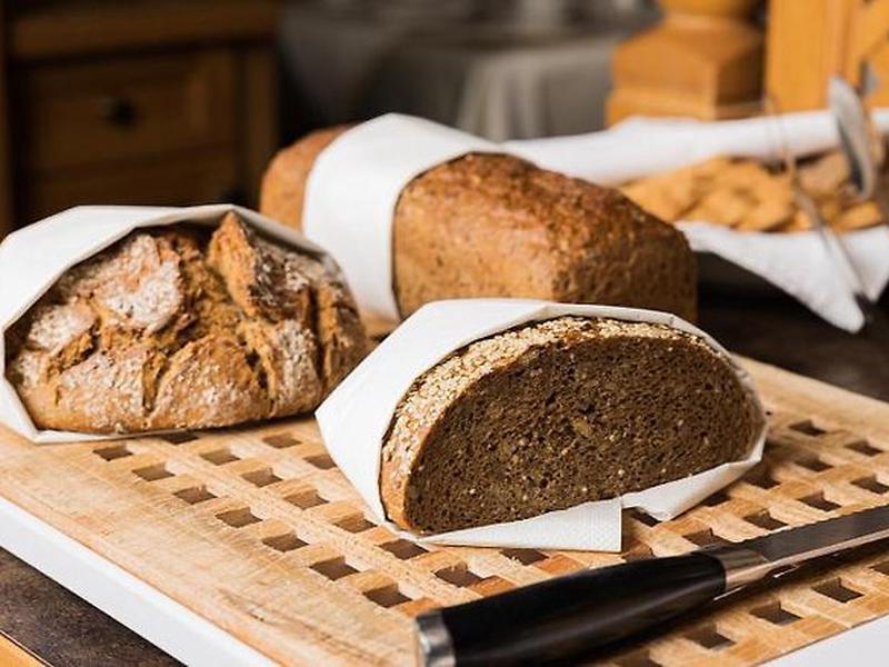 4BEEF3959C9B7C15939C282B59947953