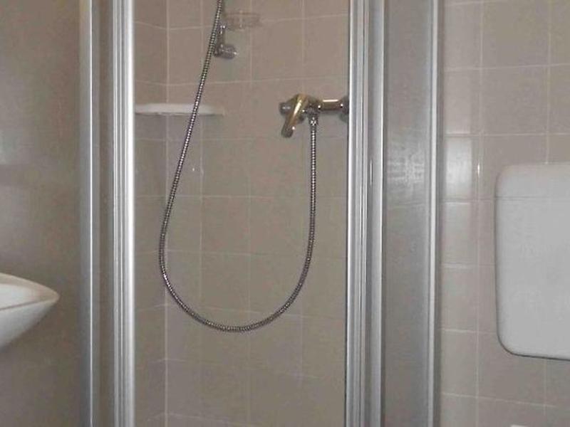 565EB06DB276E041411E814583B3BCF6