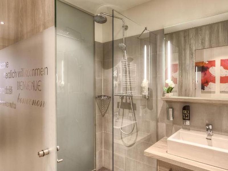 AE78C3F00D2BAC84BF7C658FEAF6AB7C