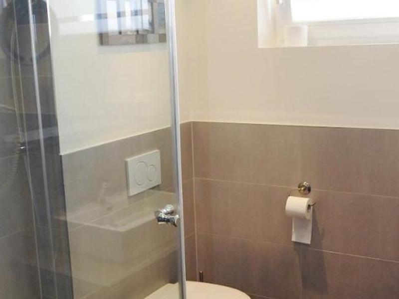 D6B46E85FA6850ABA3AF447C6A1BE6C7