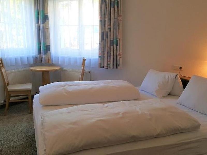 34B3C54305A4F2FC1A6D46042A41AB87