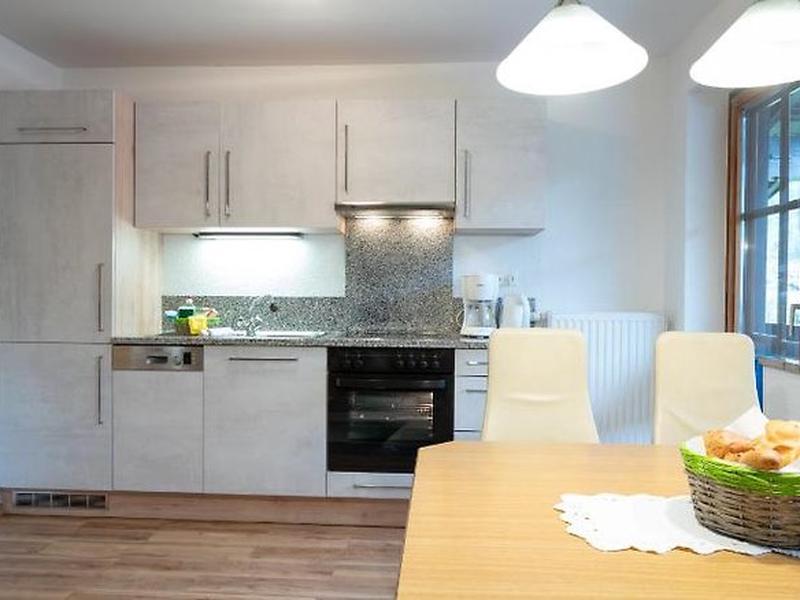 04B8CBAB6075E8B0542711BFCBB8F570