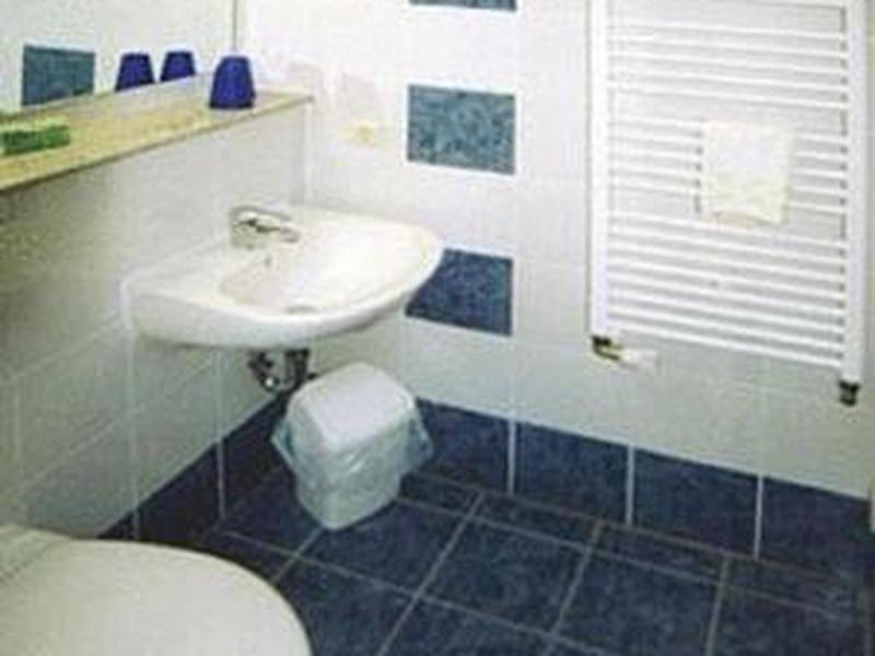 8C2A9B14EB47882D6EC5FC7976206639