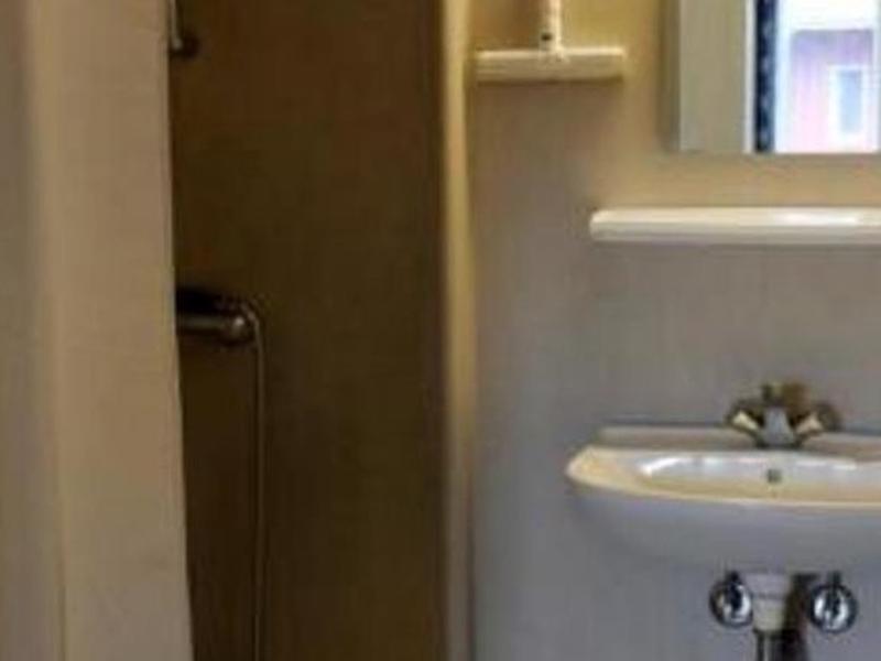 B642C7A68FB0B9B0E4B26E57131AE354