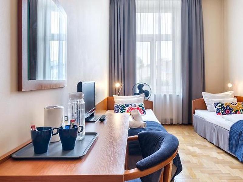 E355961FB89861A99107D9B254DB6442