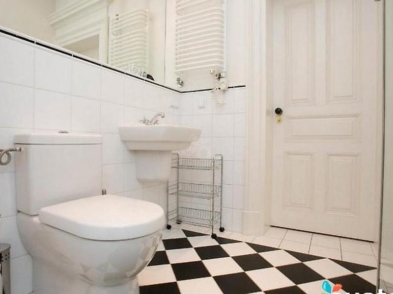 DE4DAC2519DB6618EF5BF12BC37B86C5