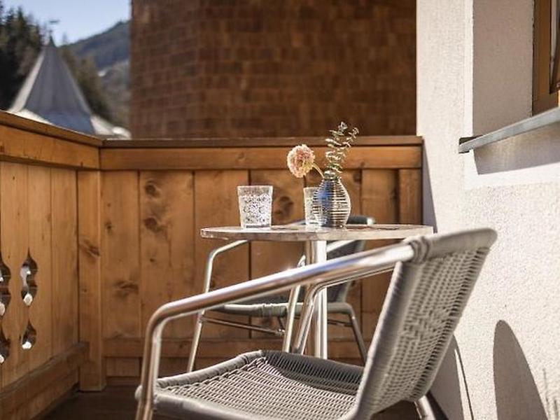 55D823F0857547836CC3277CDD88213F