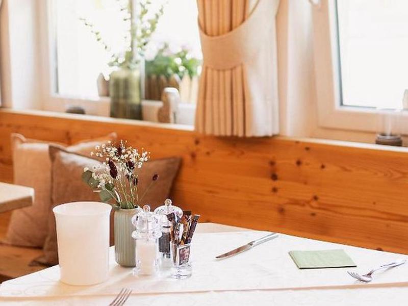 CBEB754BCD5A1BBD1815B2343F3694AA