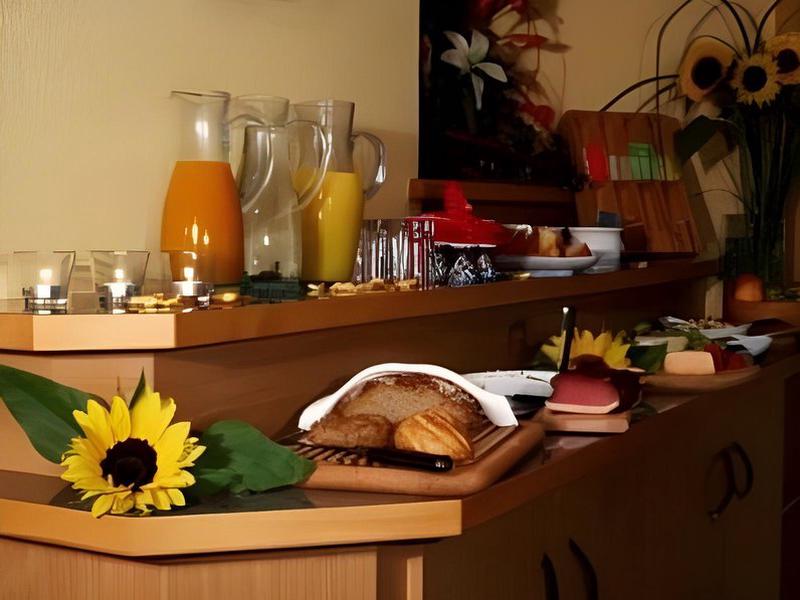 D9C3E2DD93918E580CF15F9DB9D81B6C