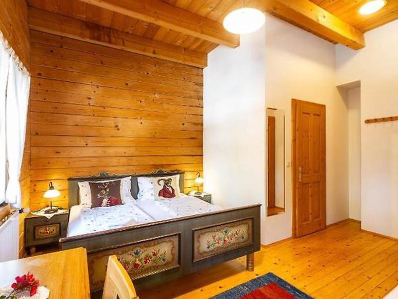 5E1563A3C5377EE2E5FCA51659185A53