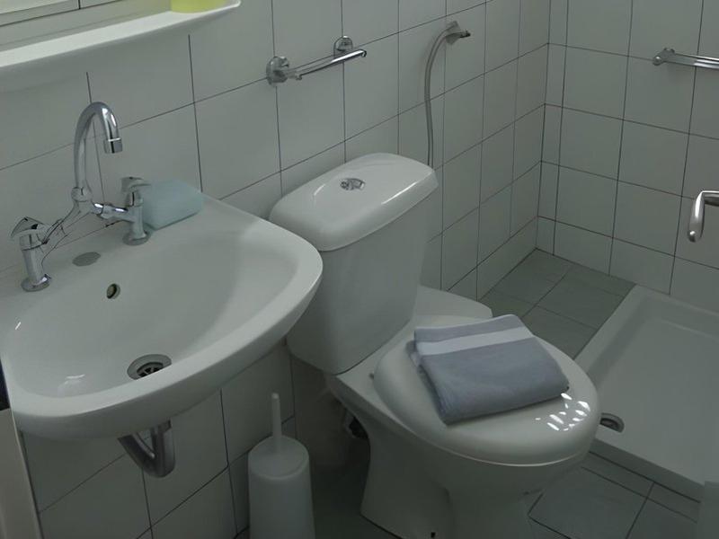 7BD7161FA510C1FBBC34B6663F840CD5