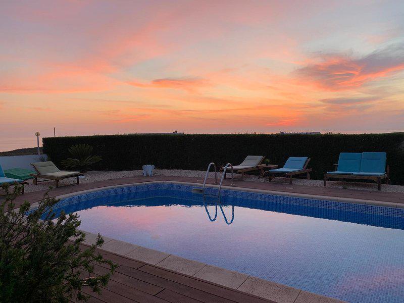 4BF66262B8B0186C49E74CE69B612190