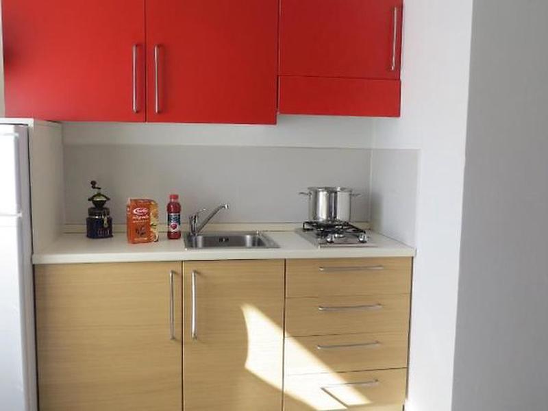 CE0957B677C856D029A3135752043B88