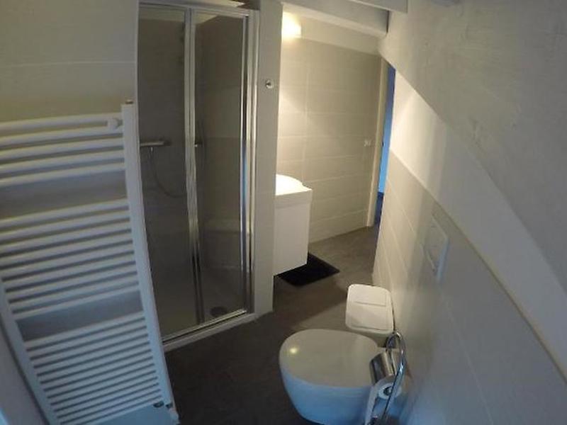 934A8C2F4B88018C097A29DAFECEB7BB