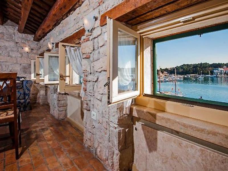 E7837C26BA48B4B2FE32F1F50C5FB1FE