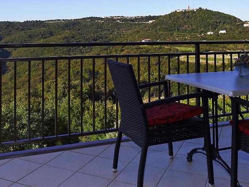 9FC08AE03F64D452EA663FC1D3F9464A