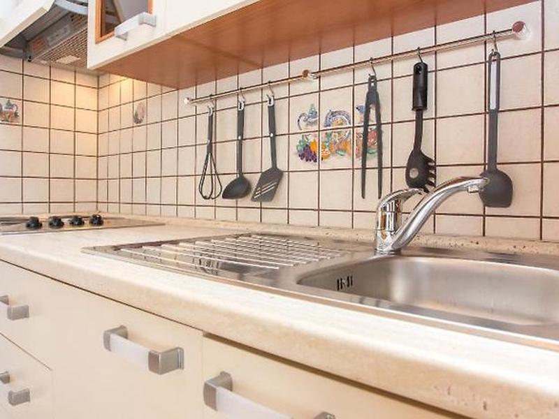 F9DFE6EDF35E58303EA29754F885FDD1