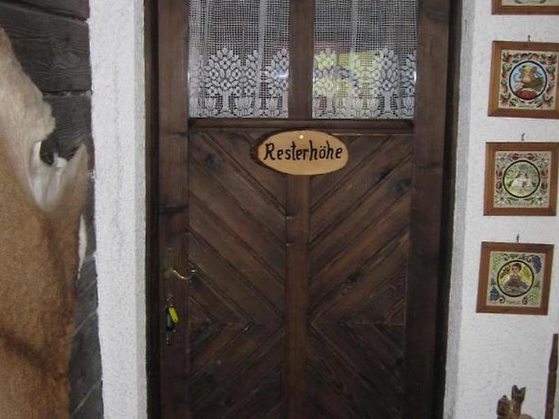 F832602C8E3AFA63C9B6753F015068ED