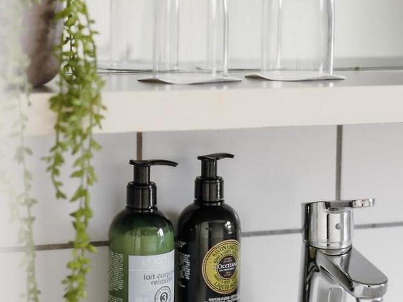 9B6884D21249B3EA27B680F71627A305